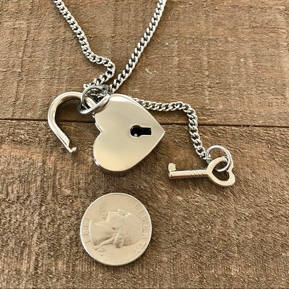 3D Lock and Key Pendant on Single Weave Link Chain - Picture 2 of 3